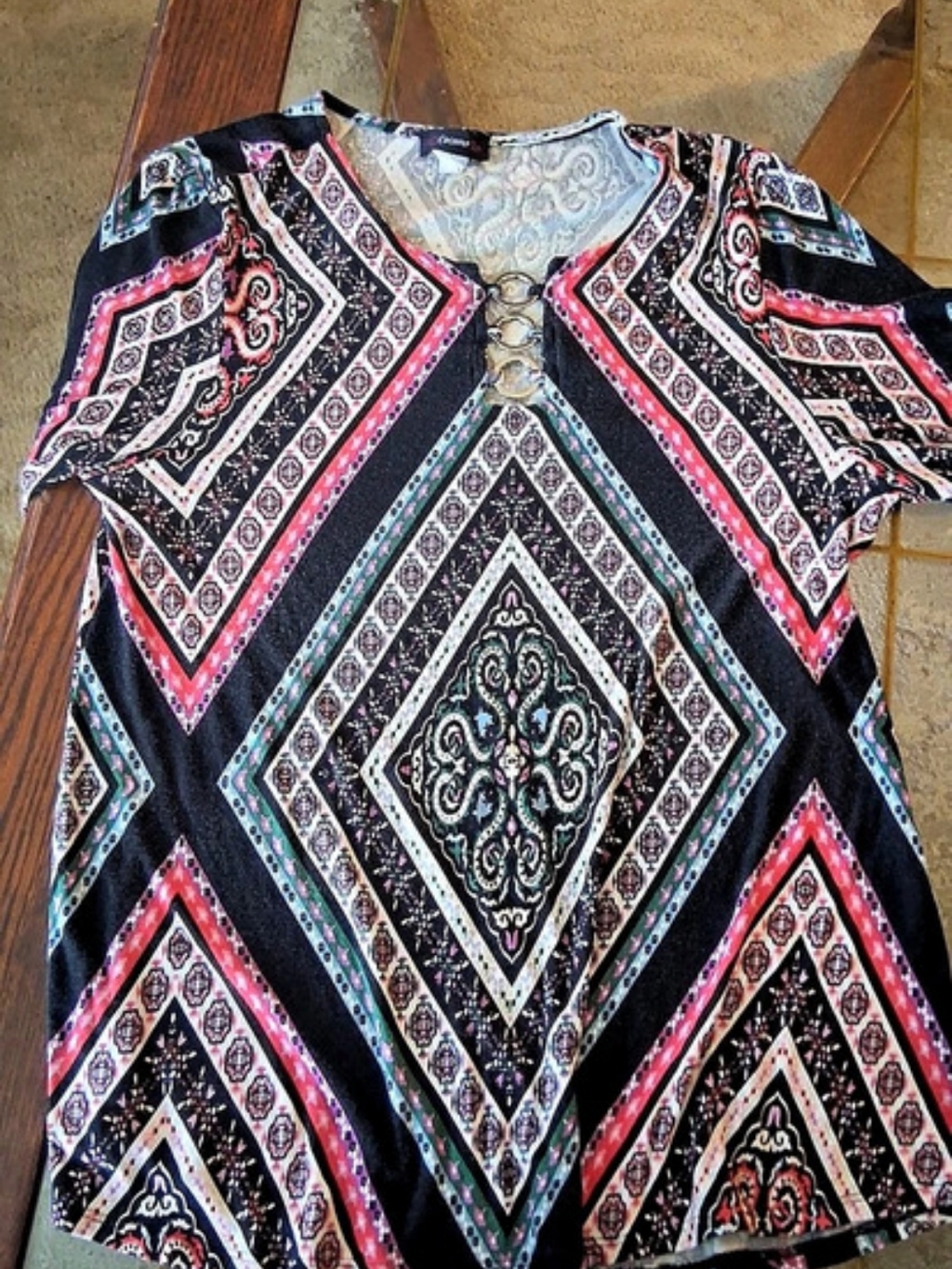 Coomo Geometric Print Blouse in Black & Pink Size Medium - Picture 2 of 6